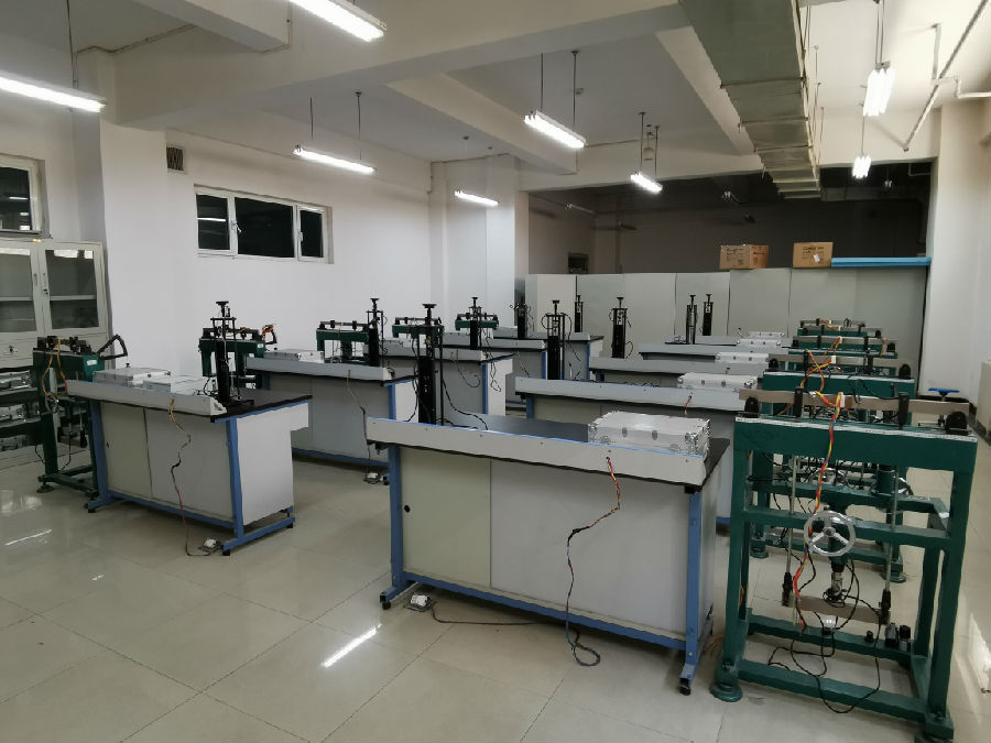 材料力学实验�?.jpg